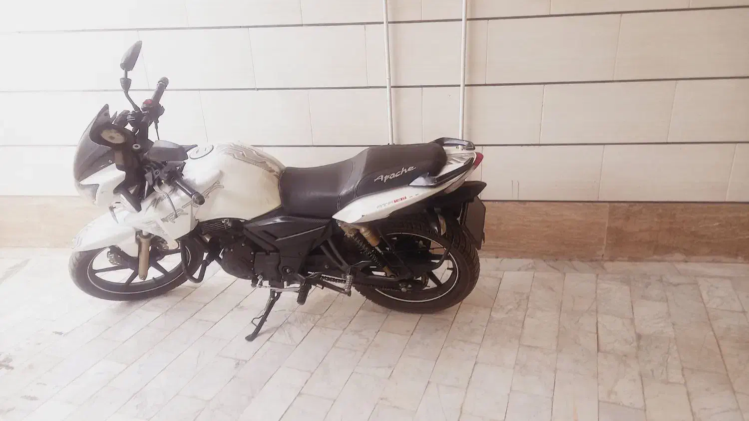 آپاچی ۱۸۰ نیوفیس مزایده|موتورسیکلت|قزوین, |دیوار