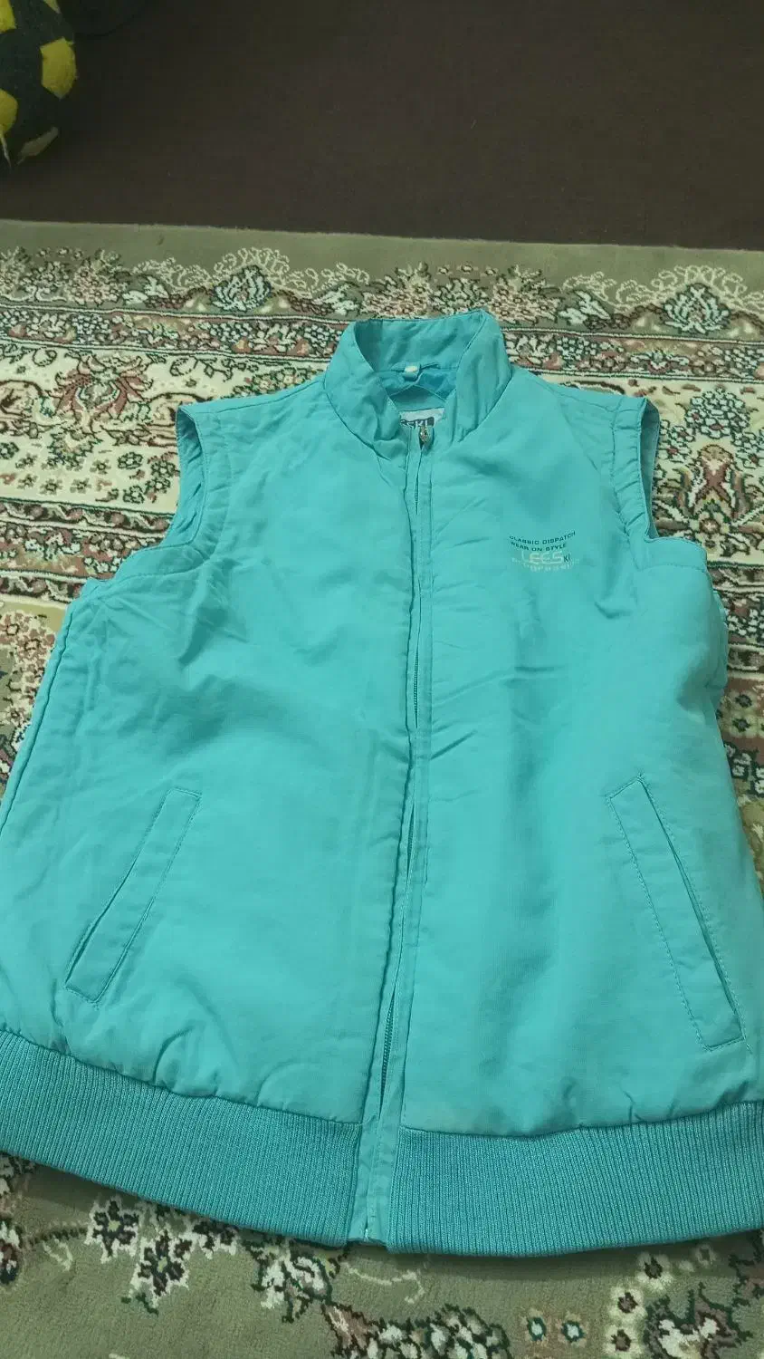 پافر|لباس|مشهد, صداقیه|دیوار