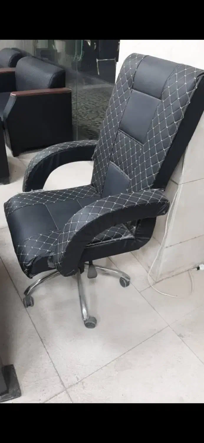 صندلی آرایشگاه میز کانتر و صندلی مدیریت|آرایشگاه و سالنهای زیبایی|رشت, پارک شهر|دیوار