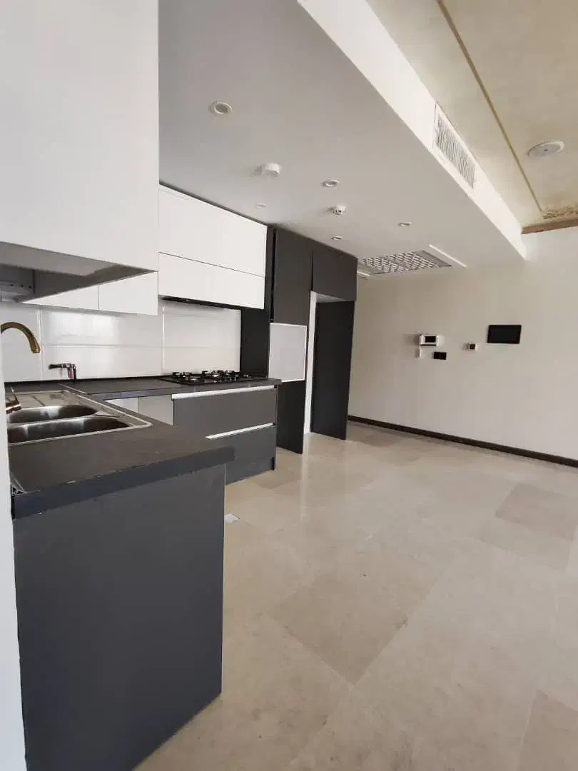 شاهین شمالی/۸۵متر ۲خواب/نوساز/ویو دار