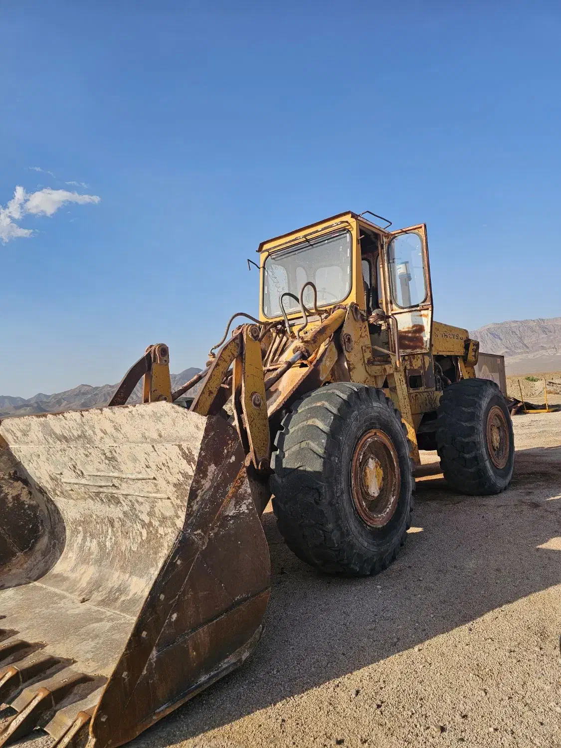 لودر کوماتسو W90|خودرو سنگین|بجنورد, |دیوار