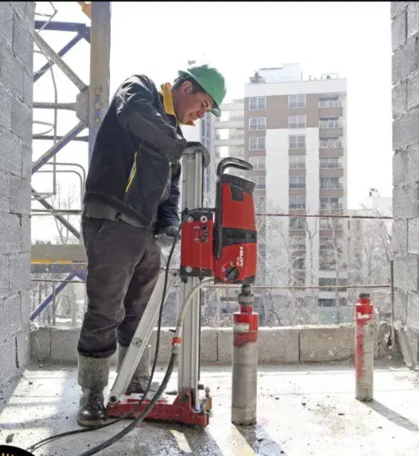 کرگیری برش بتن وسوراخکاری گردبر کورگیری|خدمات پیشه و مهارت|شهر بابک, |دیوار