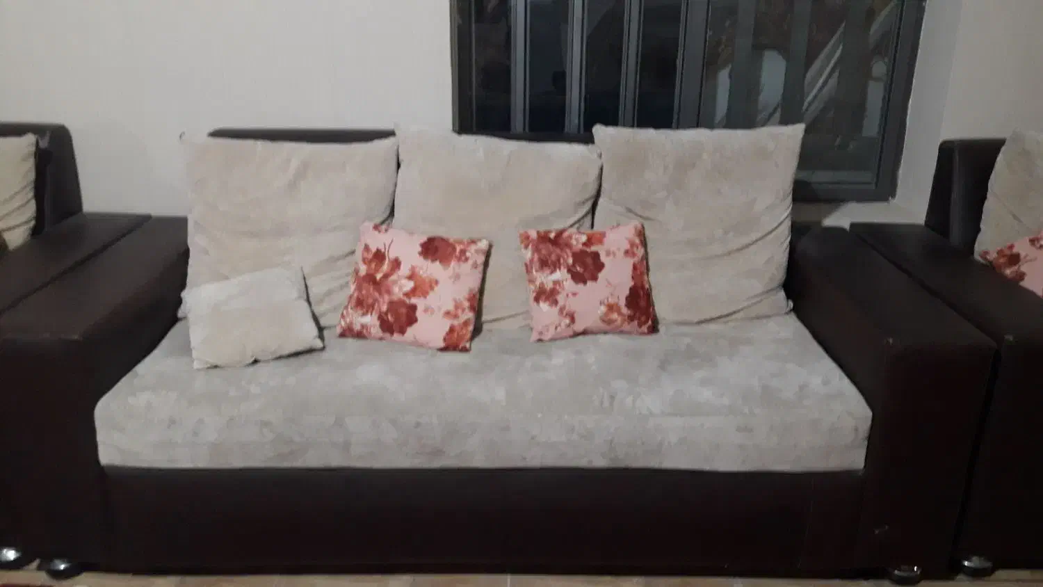 مبلمان|مبلمان خانگی و میز عسلی|زیباشهر, |دیوار