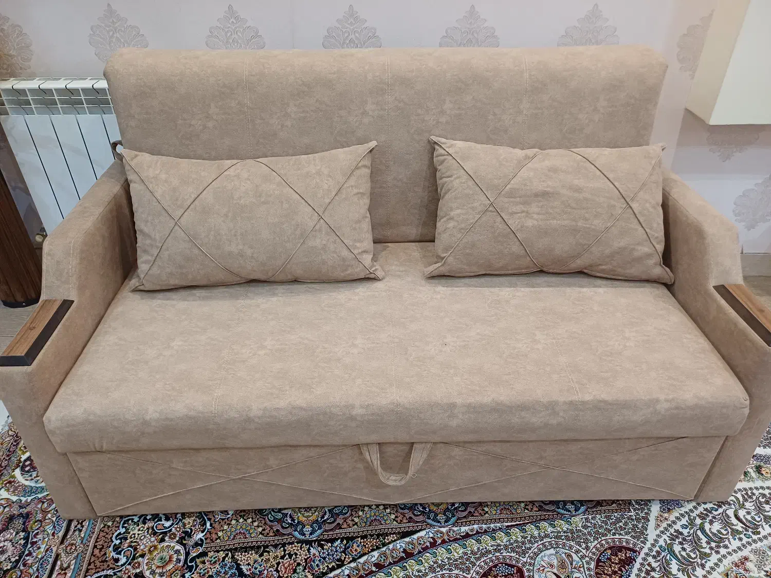 مبل تختخواب شو دونفره تمام MDF|مبلمان خانگی و میز عسلی|رشت, توشیبا|دیوار