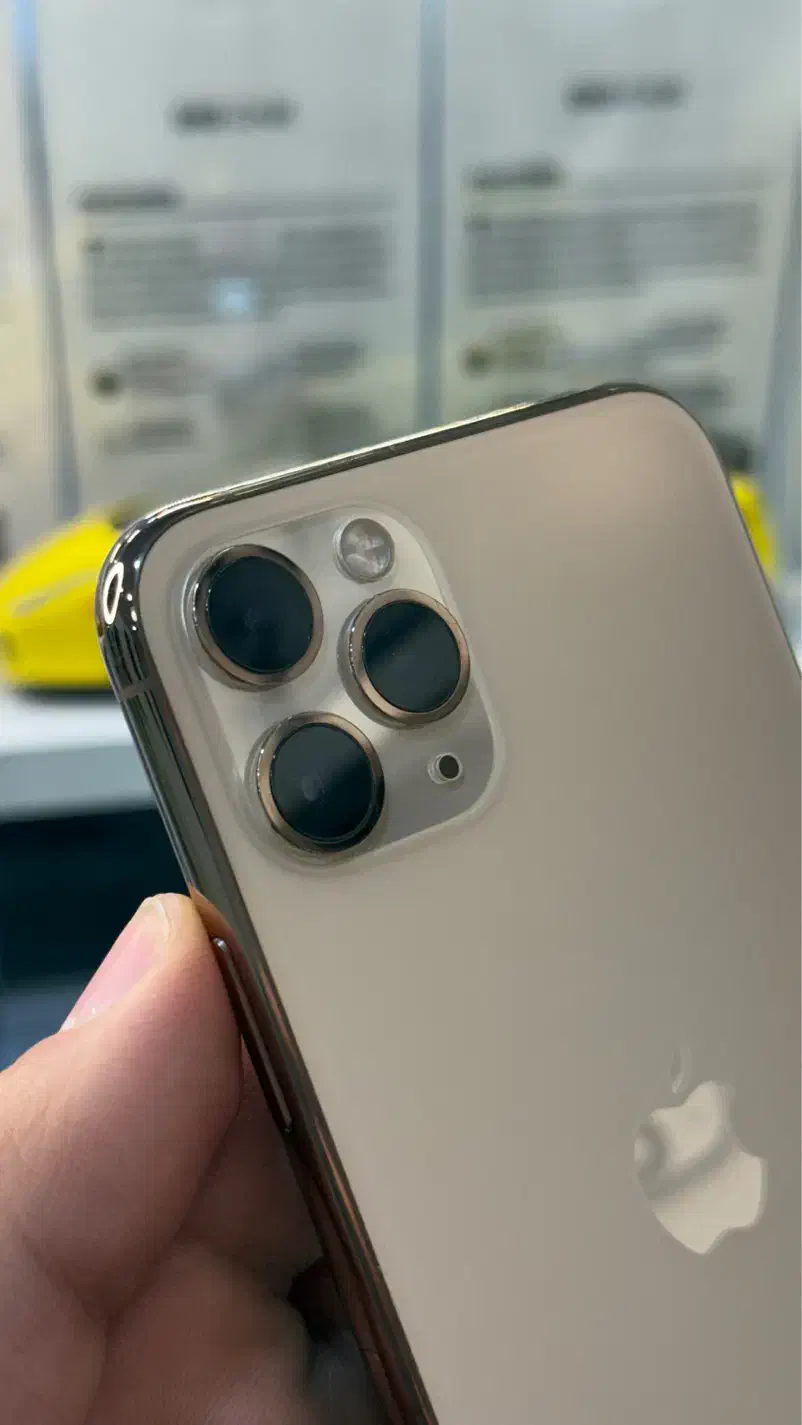 11 pro|موبایل|مشهد, اقبال|دیوار