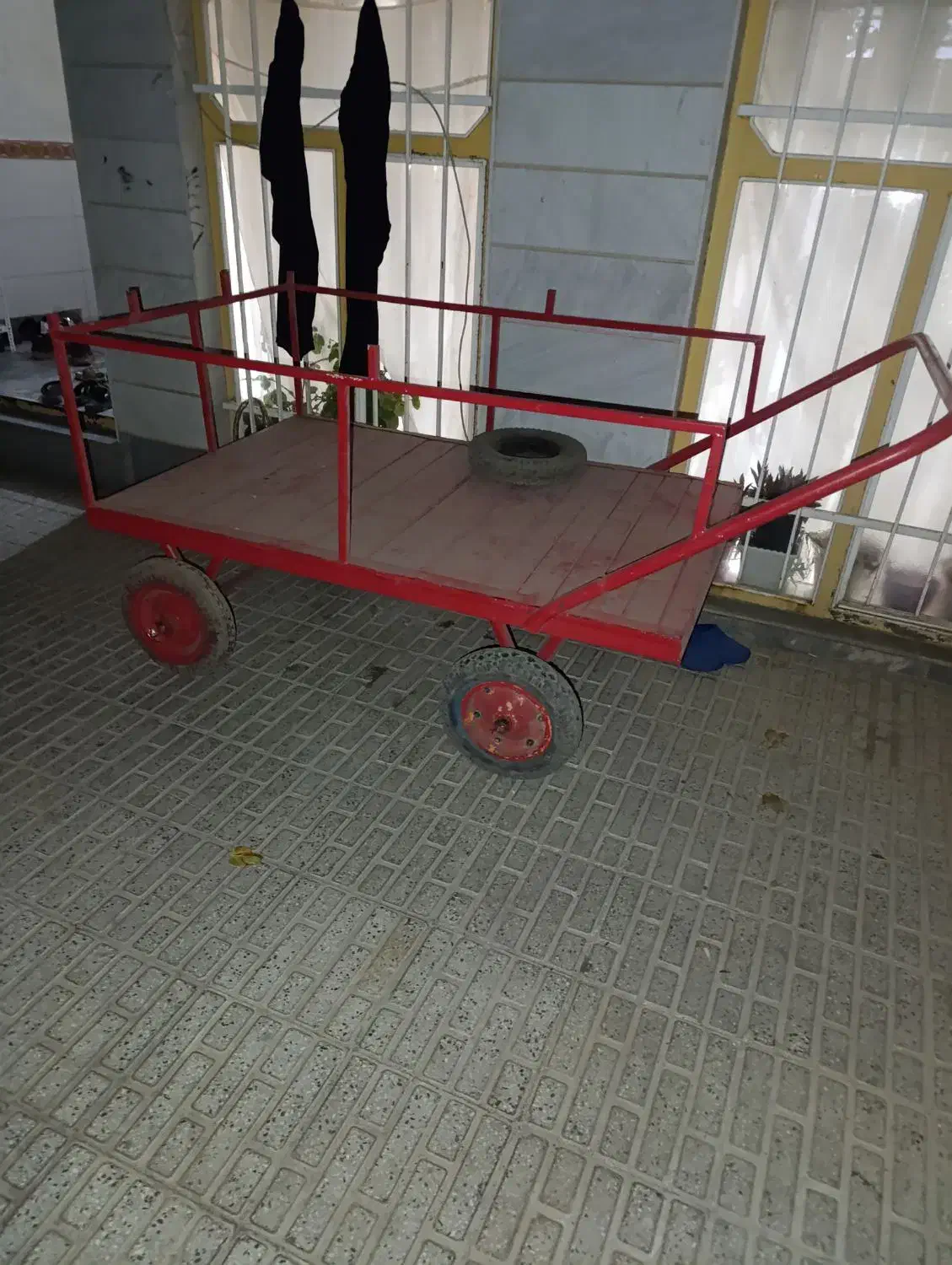 گاری|ابزارآلات|اراک, |دیوار