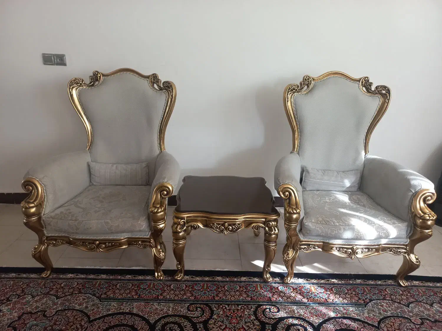 مبلمان ۷نفره سالم بدون هیچ شکستگی|مبلمان خانگی و میز عسلی|سریش آباد, |دیوار