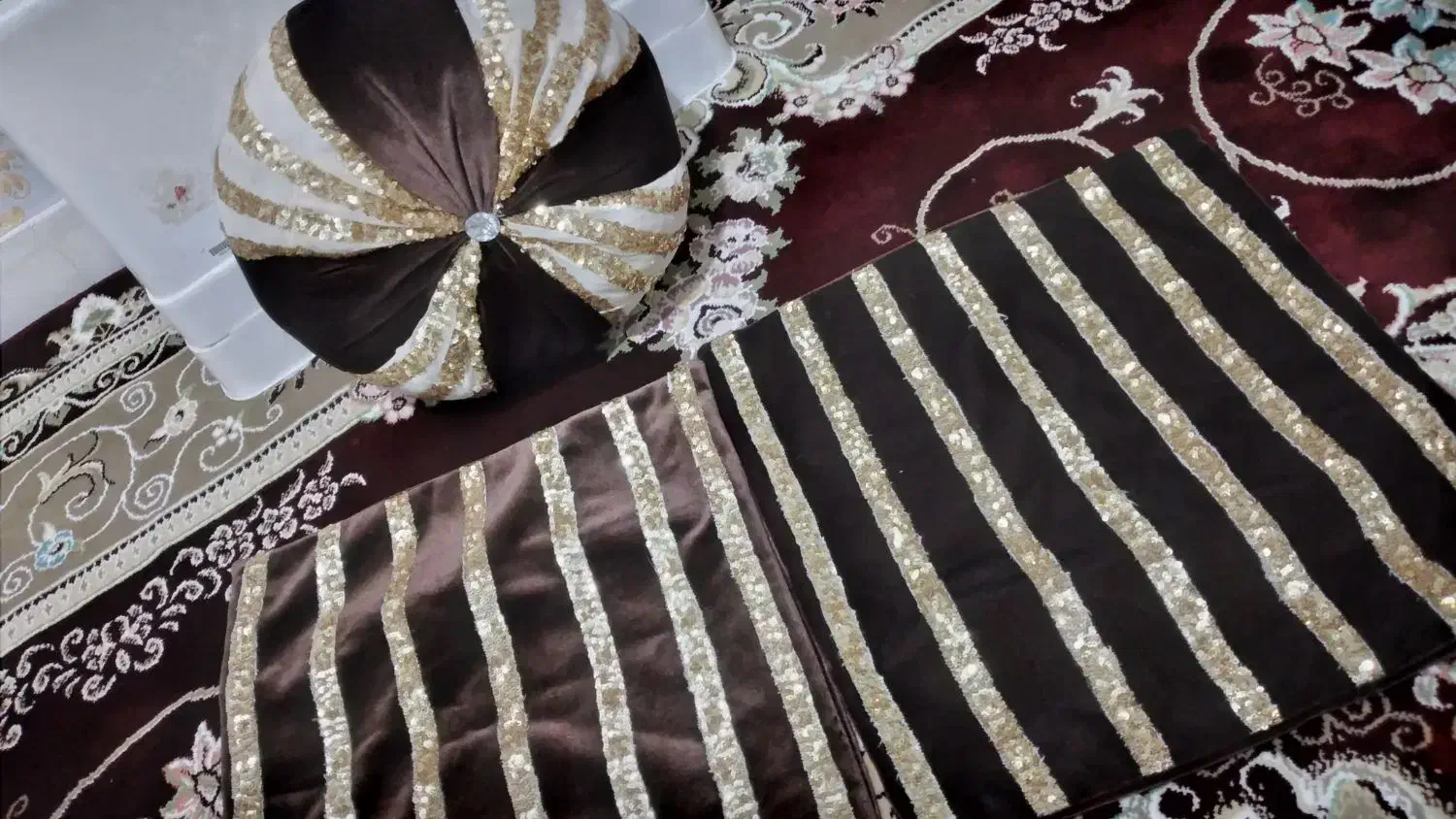 سلام سه عدد کوسن با پارچه مخمل|رختخواب، بالش، پتو|ری, شهرری|دیوار