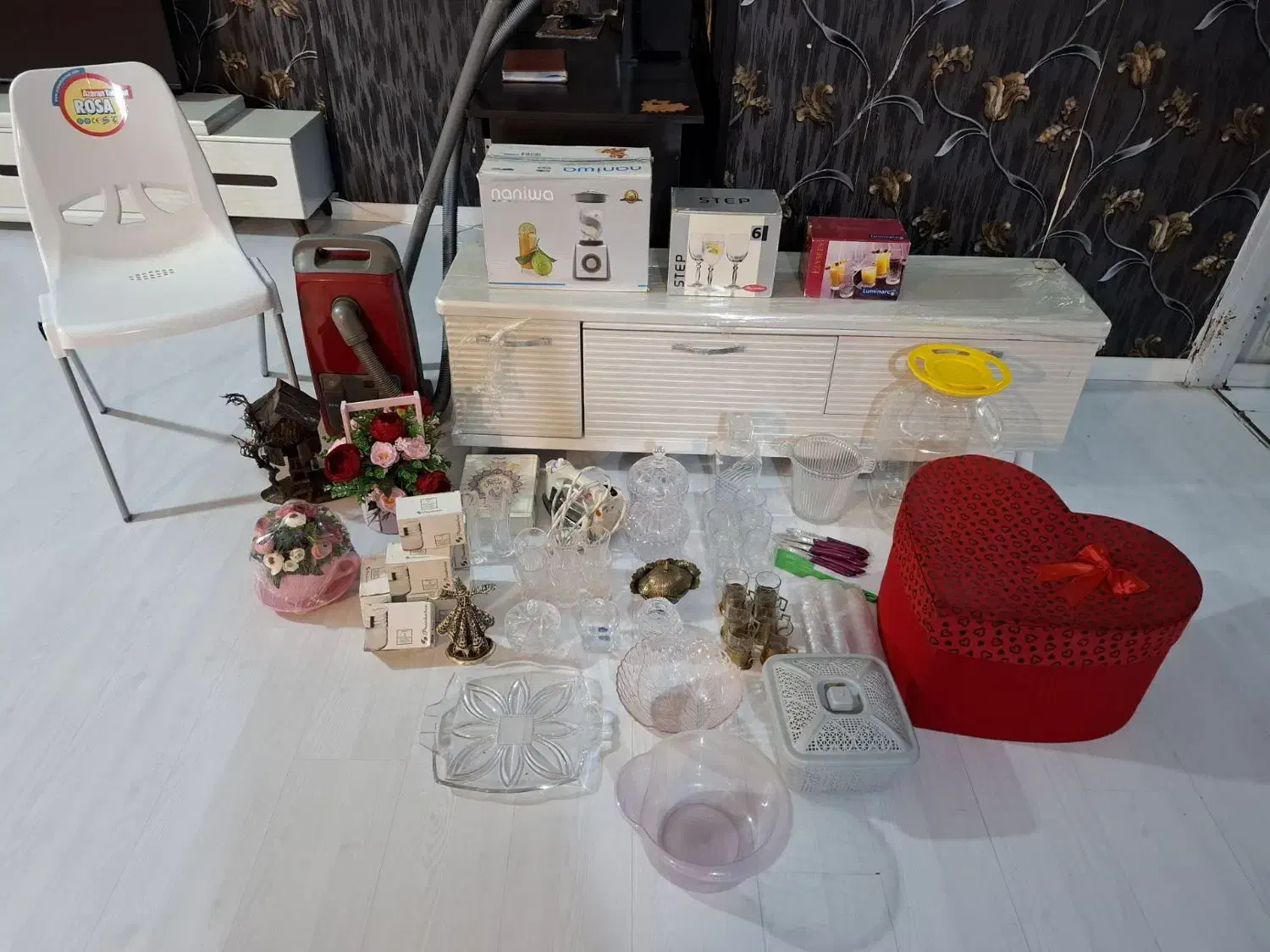 مروارید  قدیمی دریایی|کلکسیون اشیاء عتیقه|تبریز, |دیوار