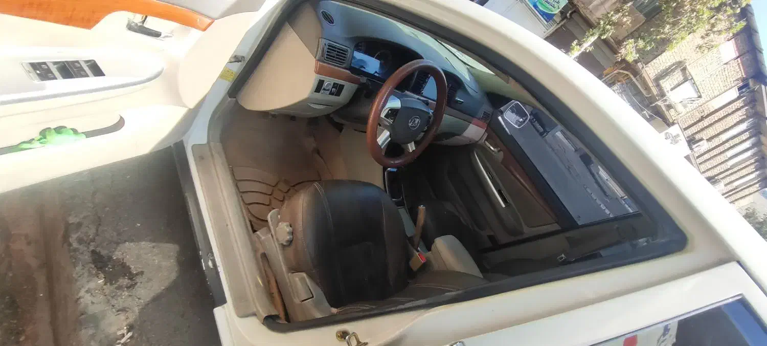 لیفان ۱۸۰۰ مدل ۹۲|خودرو سواری و وانت|خرمآباد, |دیوار