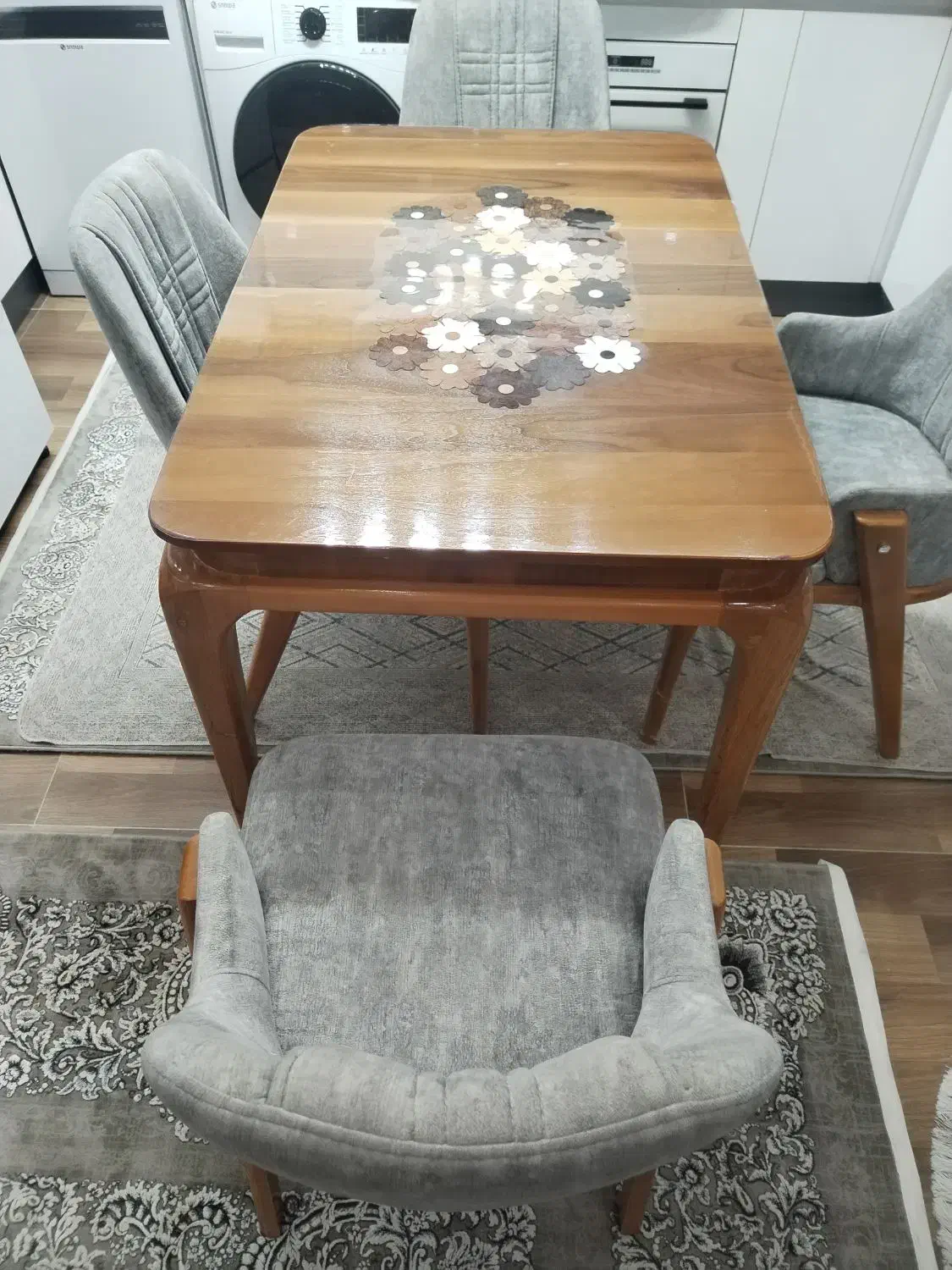 میز نهارخوری|میز و صندلی غذاخوری|مهاباد (آذربایجان غربی), |دیوار