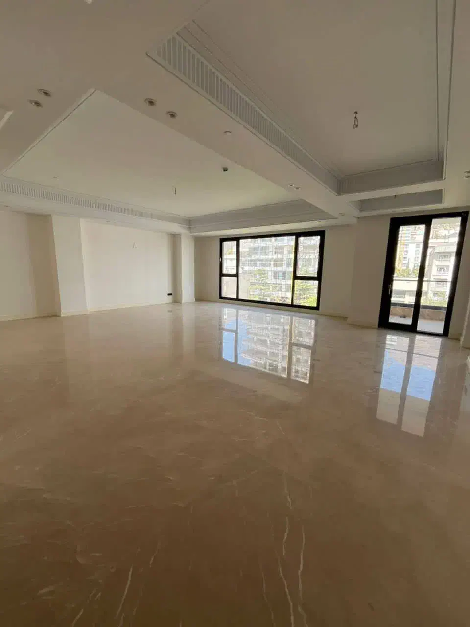 ۲۰۰ متر سند اداری /بر اصلی / تمامی مشاغل|اجارهٔ دفتر کار، اتاق اداری، مطب|تهران, زعفرانیه|دیوار