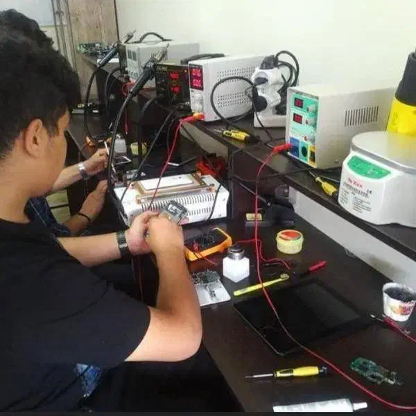 دوره تخصصی تعمیرات موبایل سخت‌افزار|خدمات آموزشی|مشهد, امام خمینی|دیوار