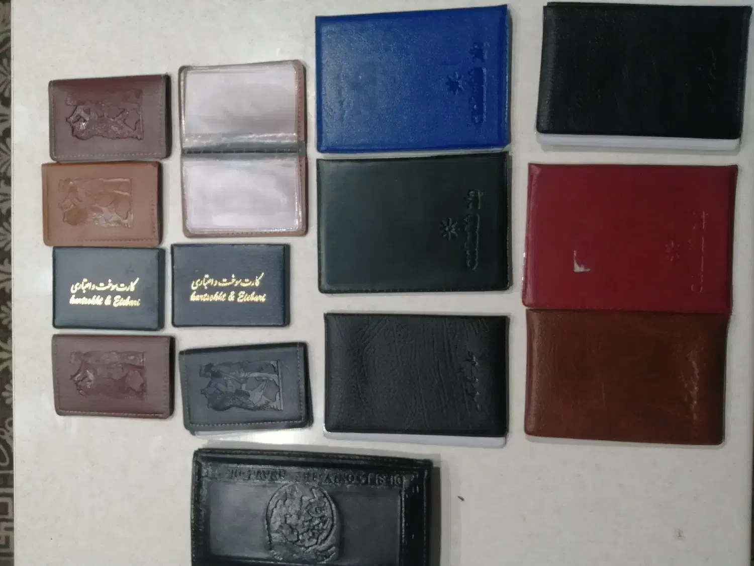 جلد کارت و جلد شناسنامه|کیف، کفش، کمربند|شیراز, فرگاز|دیوار