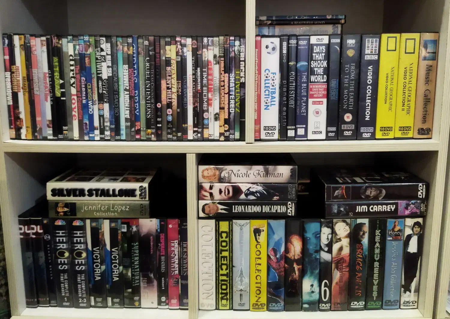 فروش کلی آرشیو منحصر به فرد فیلم و سریال|حراج|تهران, نارمک|دیوار