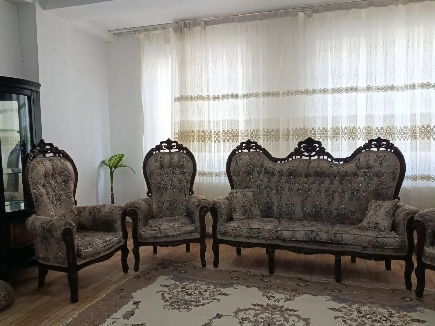 مبل سلطنتی|مبلمان خانگی و میز عسلی|اردبیل, |دیوار