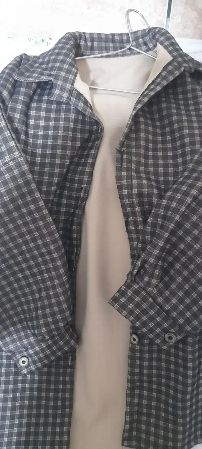 فروش تعدادی پالتو پاییزه|لباس|شیراز, زیباشهر|دیوار