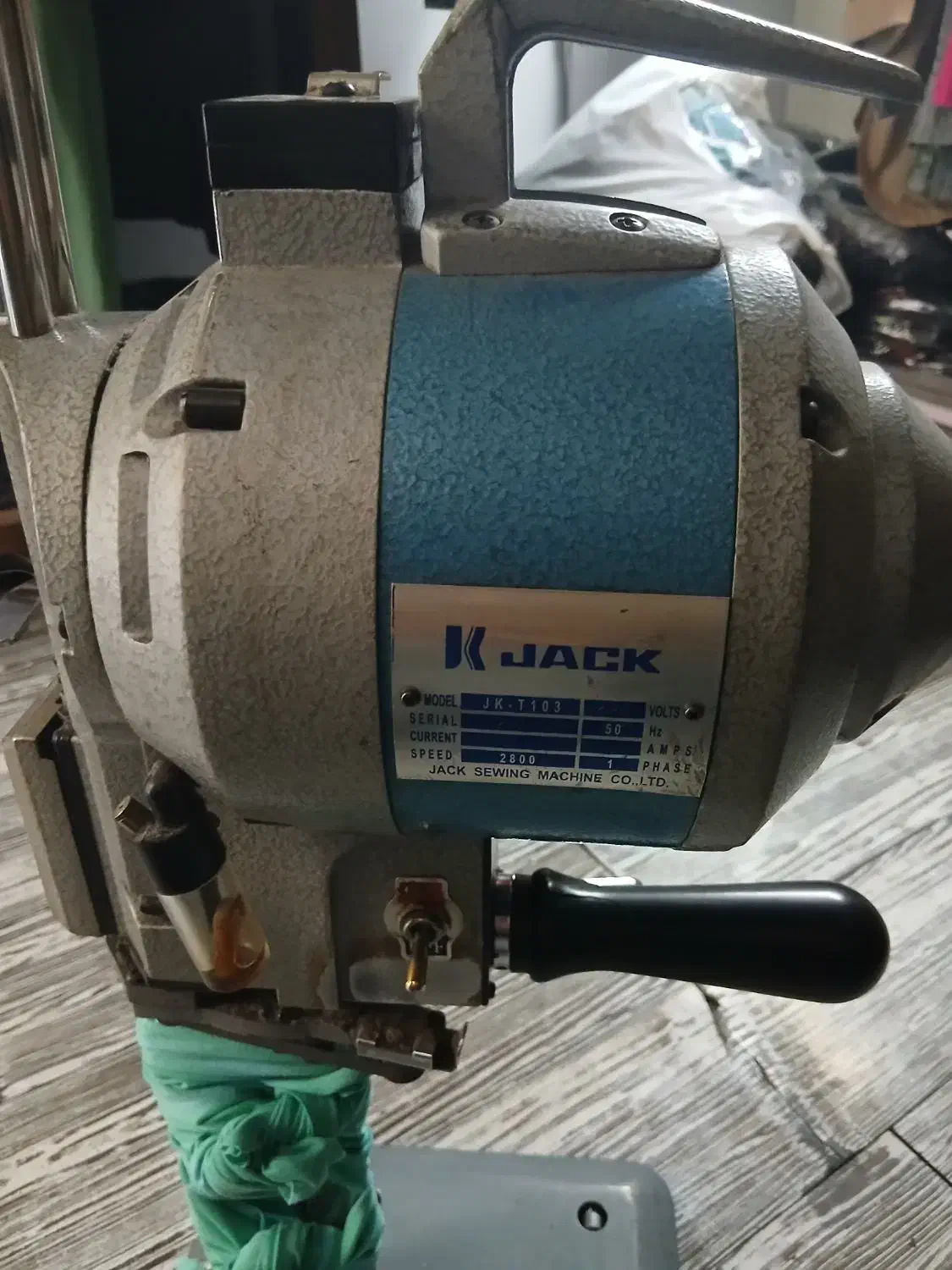 قیچی برشکاری درجه یک|ابزارآلات|تهران, فلسطین (میدان انقلاب)|دیوار