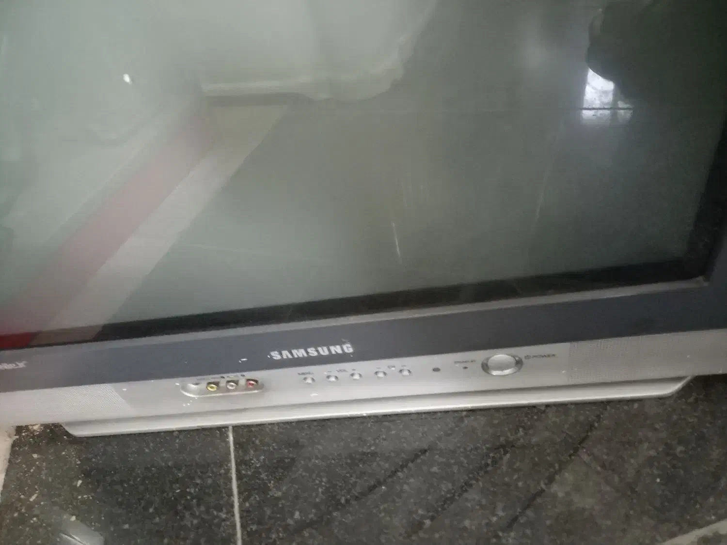 ۳ عدد تلویزیون قدیمی ۱۴،۲۱،۲۹|تلویزیون و پروژکتور|خرمدره, |دیوار