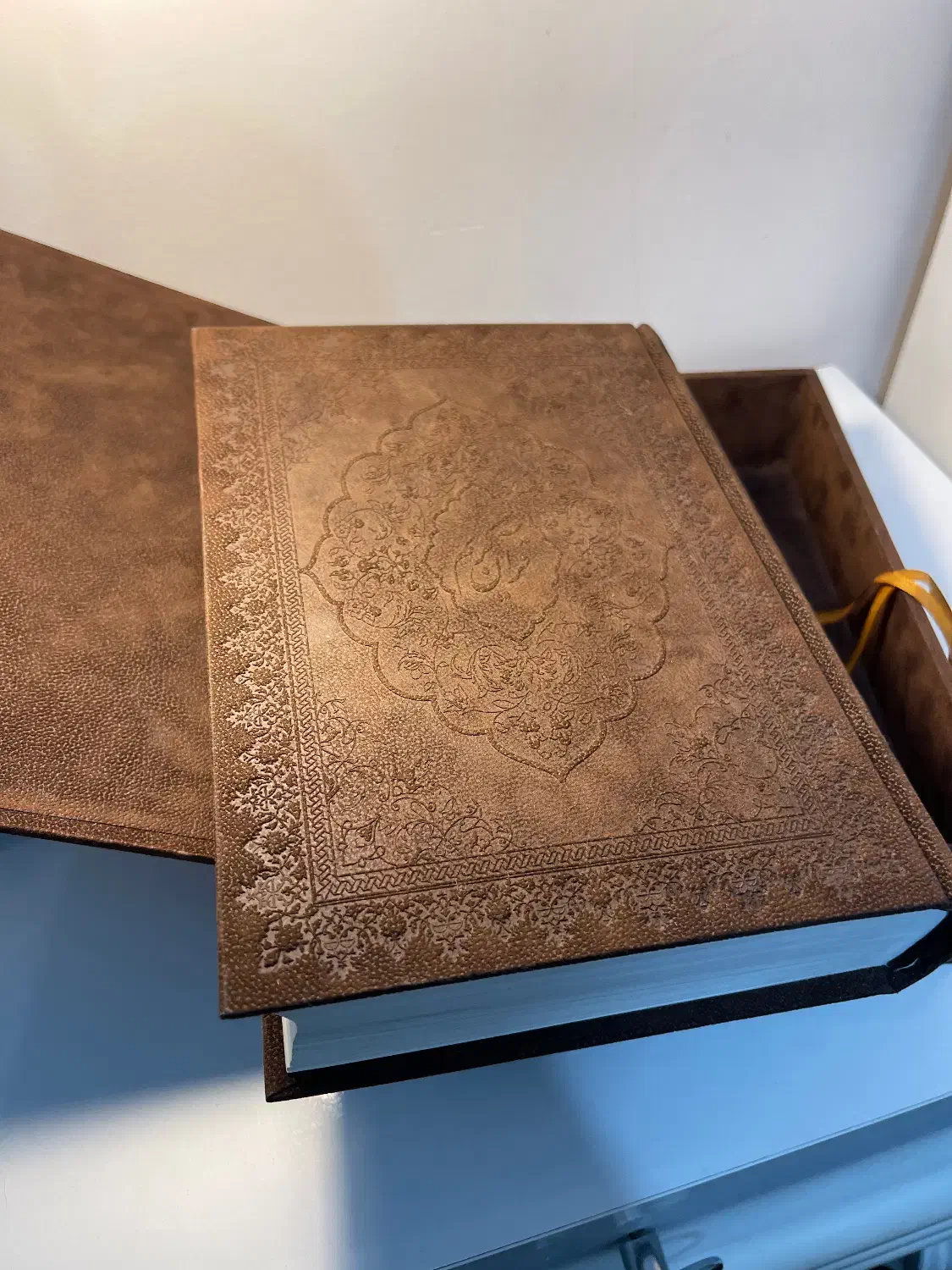 قرآن کریم|کتاب و مجله مذهبی|شهریار, شهریار|دیوار