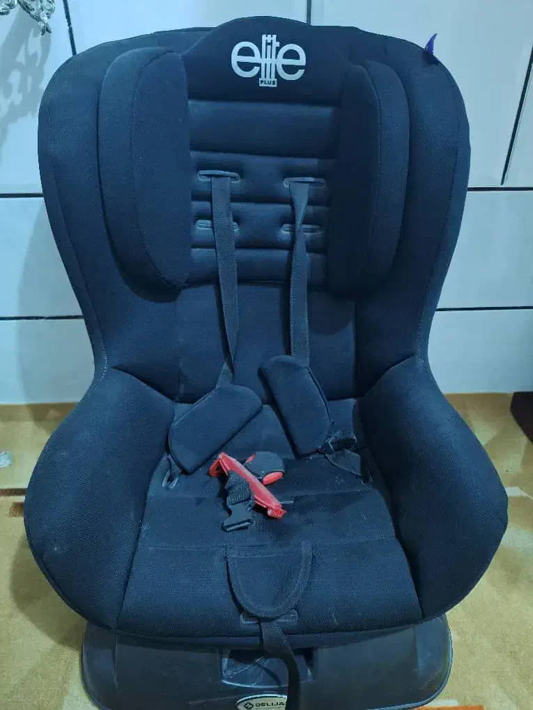 صندلی ماشین|تخت و صندلی بچه|خمینیشهر, |دیوار