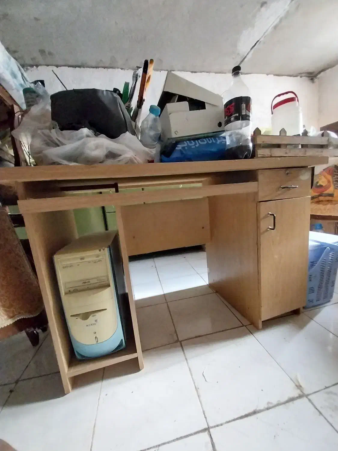 میز تلویزیون تمیز و با دوام|میز تلویزیون|تبریز, |دیوار