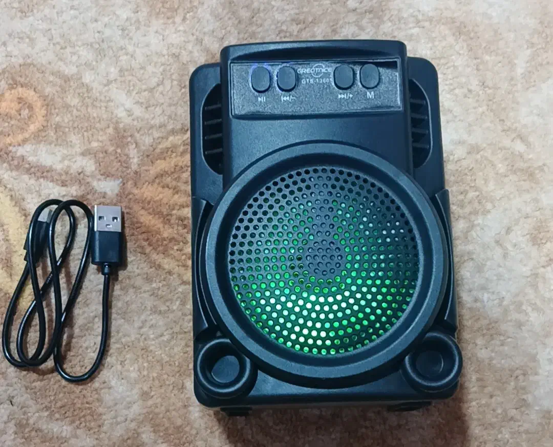 اسپیکر|پخش‌کننده همراه|دوگنبدان, |دیوار