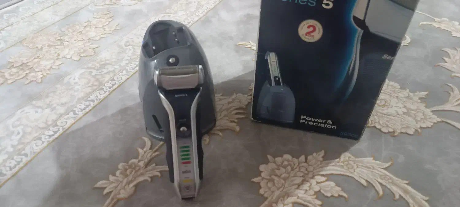 ماشین فلیپس درجه یک اصل|آرایشی، بهداشتی، درمانی|دهدشت, |دیوار