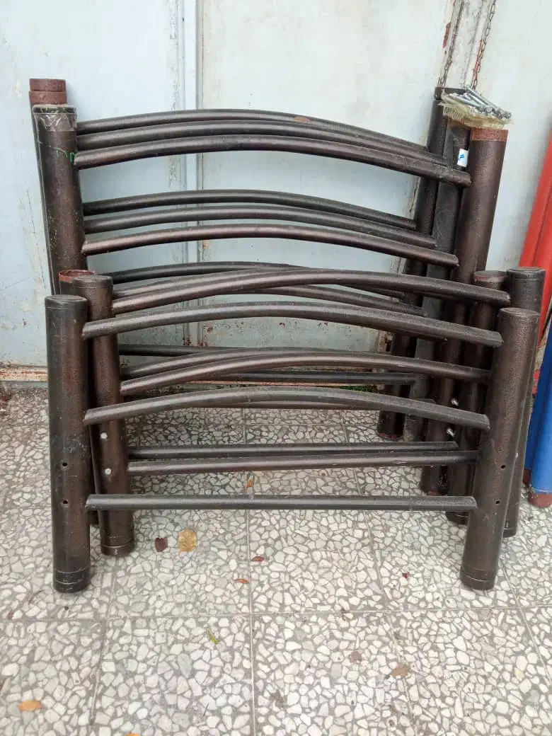 تخت فلزی|تخت و سرویس خواب|بندر انزلی, ژاندارمری|دیوار