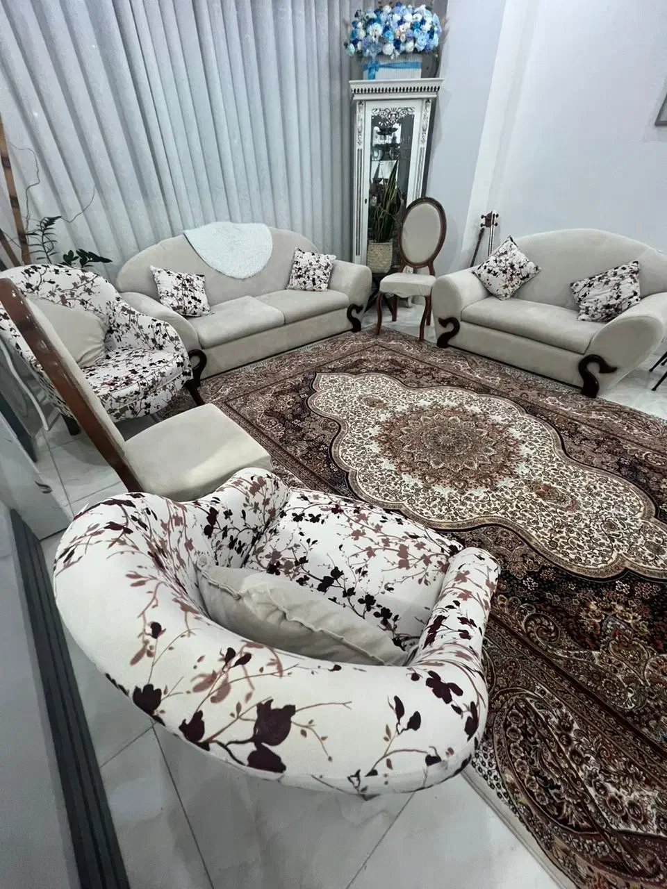 وسایل خونه تمیز و مرتب|فرش|محمدیه-قزوین, |دیوار