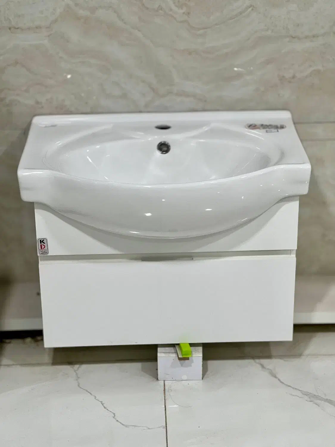 روشویی، توالت فرنگی آرمیتاژ|لوازم سرویس بهداشتی|بوکان, |دیوار