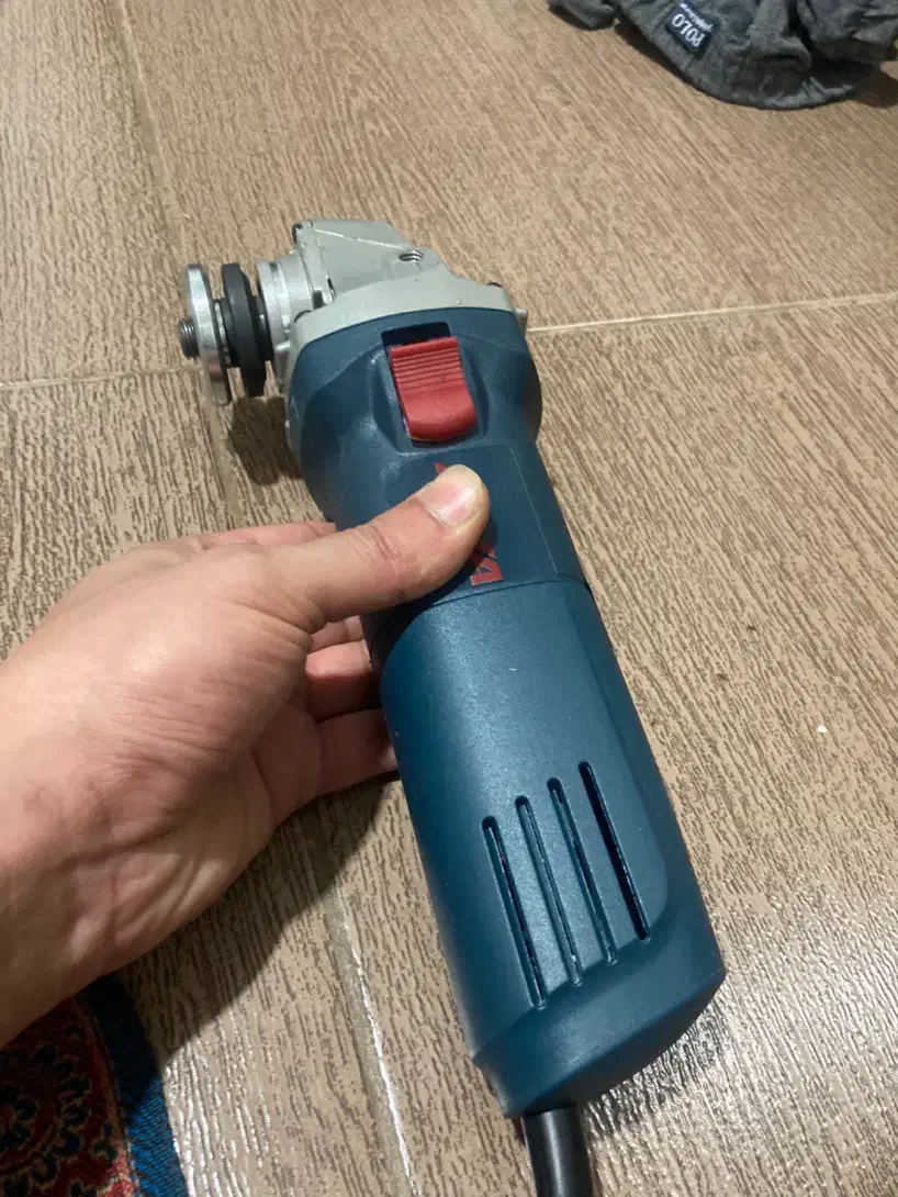 سنگ فرز|ماشین‌آلات صنعتی|رشت, جانبازان|دیوار