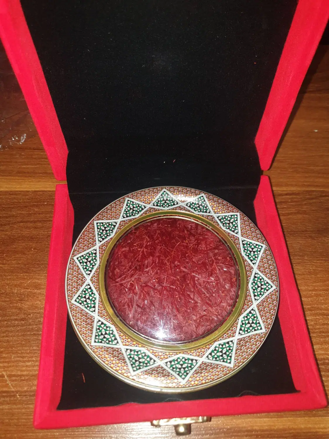 زعفران|خوردنی و آشامیدنی|تهران, بروجردی|دیوار