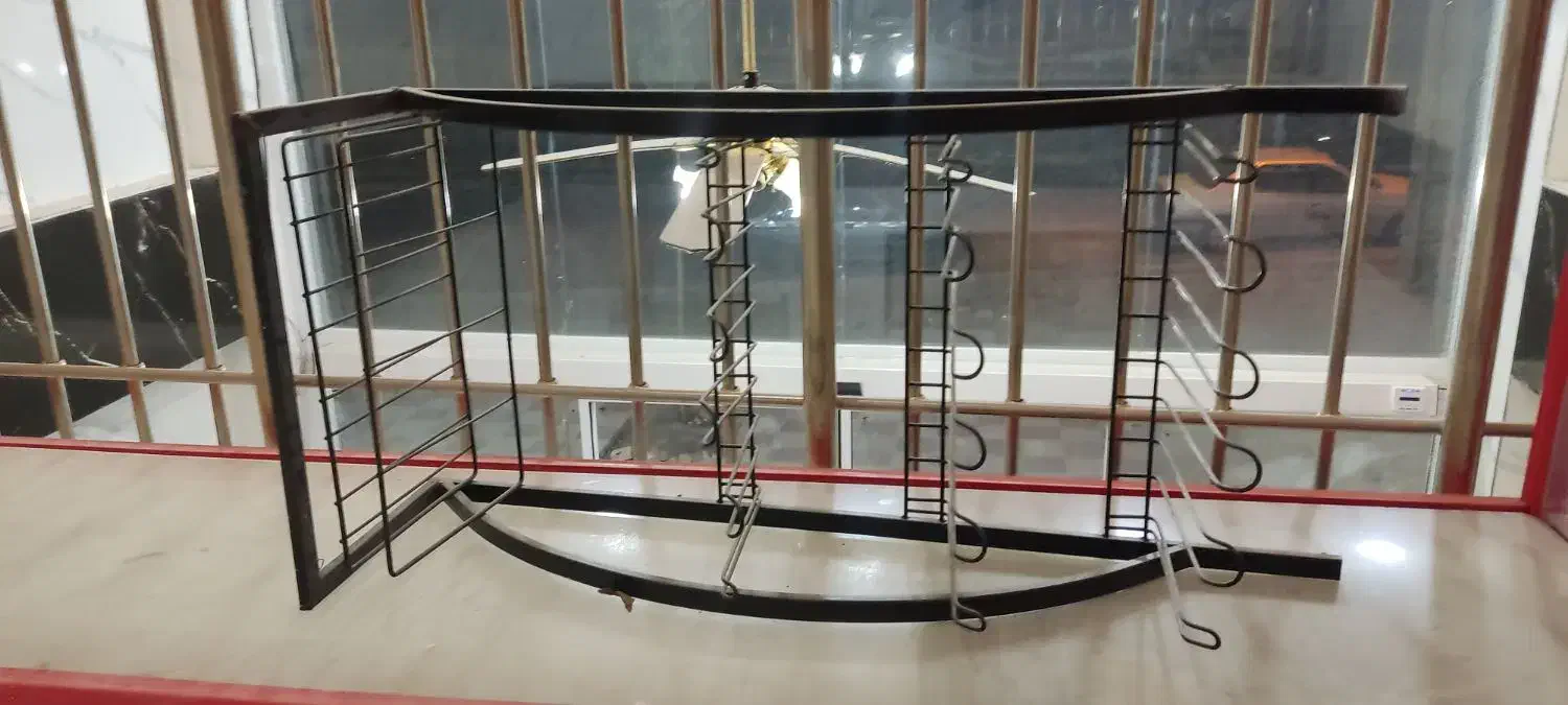 ویترین باشیشه کامل|فروشگاه و مغازه|هشتگرد, شهرک ریحانه|دیوار