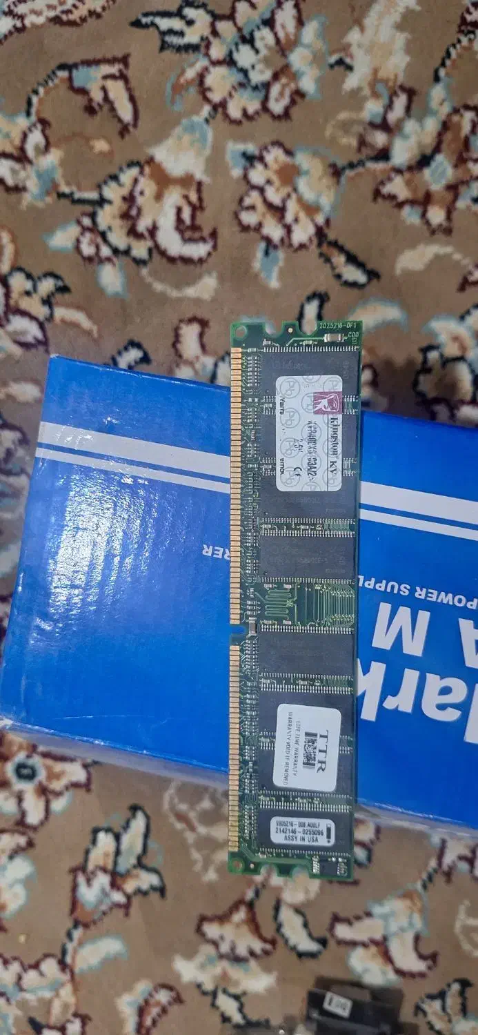 تعدادی رم کامپیوتر|قطعات و لوازم جانبی رایانه|شیراز, کوشک میدان|دیوار