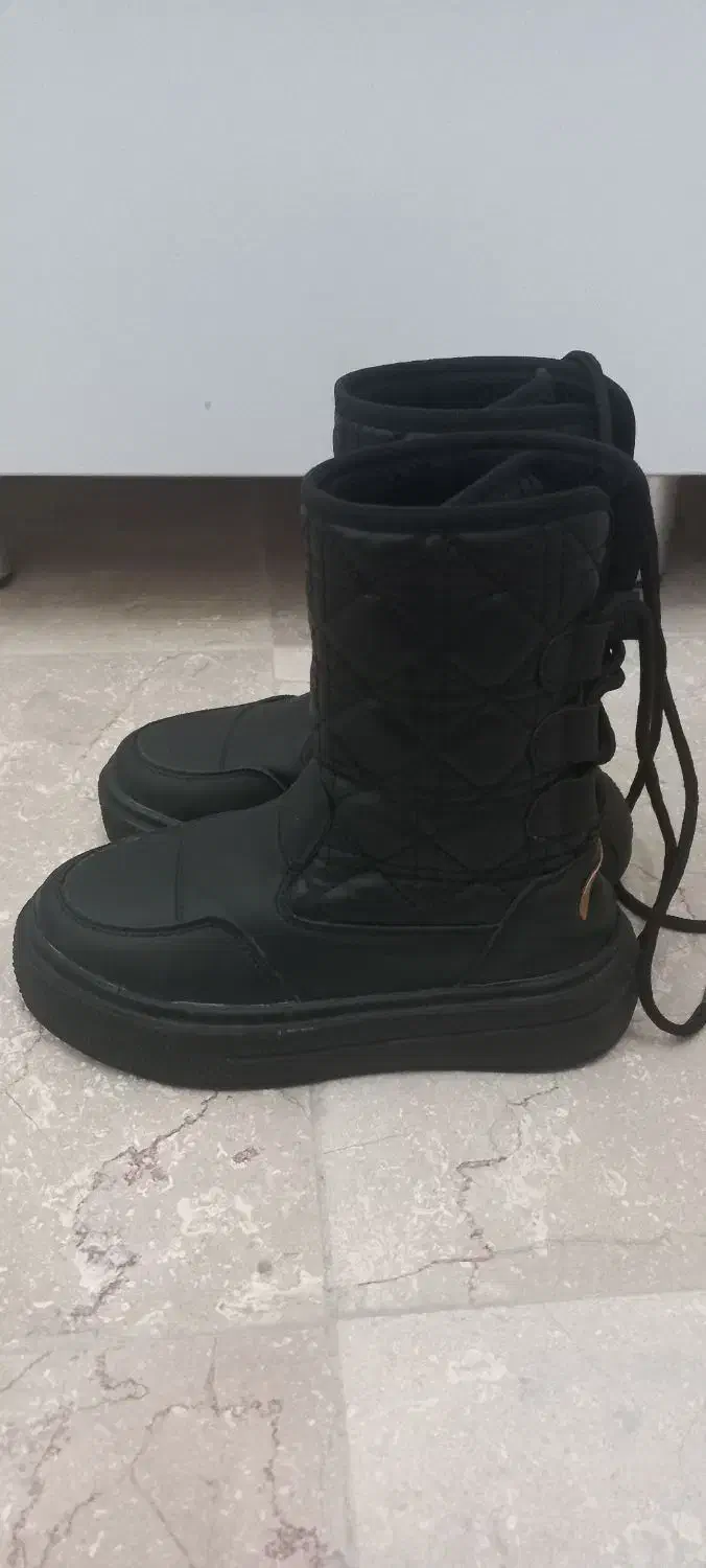 کتونی و پوتین|کفش و لباس بچه|ساری, |دیوار