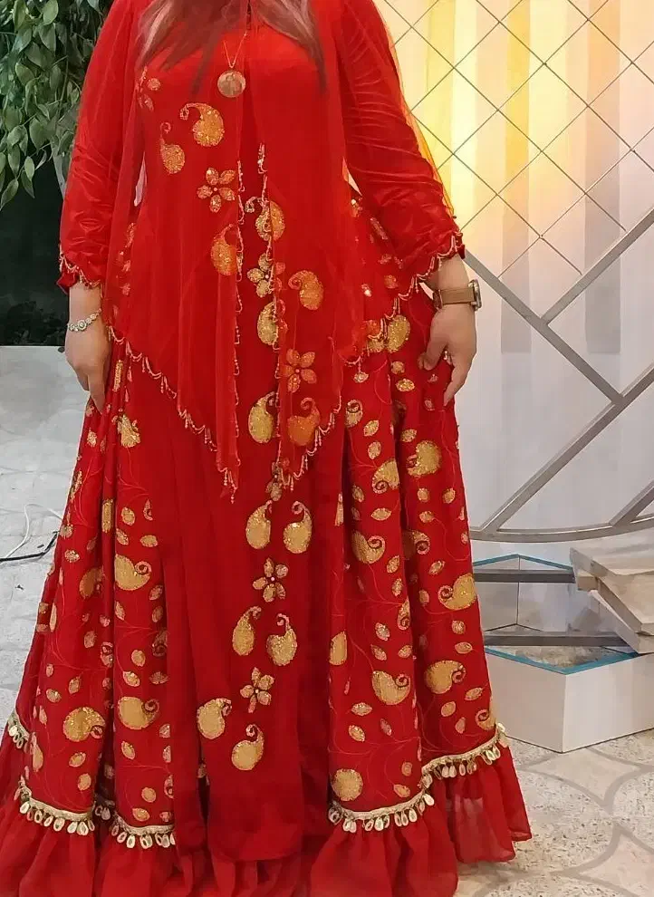 لباس محلی|لباس|کوه چنار, |دیوار