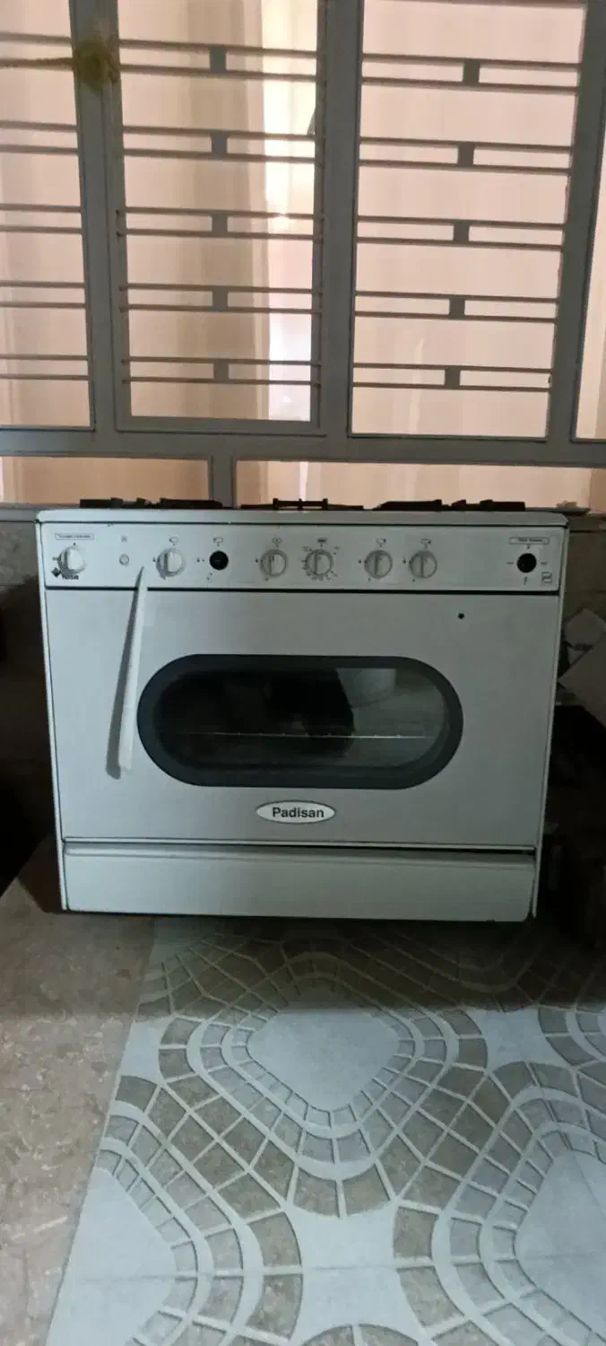 گاز پنج شعله فر دار|اجاق گاز و لوازم برقی پختوپز|زرقان, |دیوار