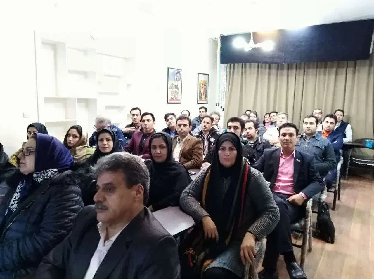 آموزش فن بیان و تقویت اعتماد بنفس|خدمات آموزشی|مشهد, هفت تیر (آب و برق)|دیوار