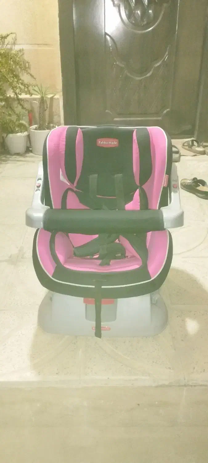 صندلی کودک داخل خودرو|تخت و صندلی بچه|هشتگرد, شهرک ریحانه|دیوار
