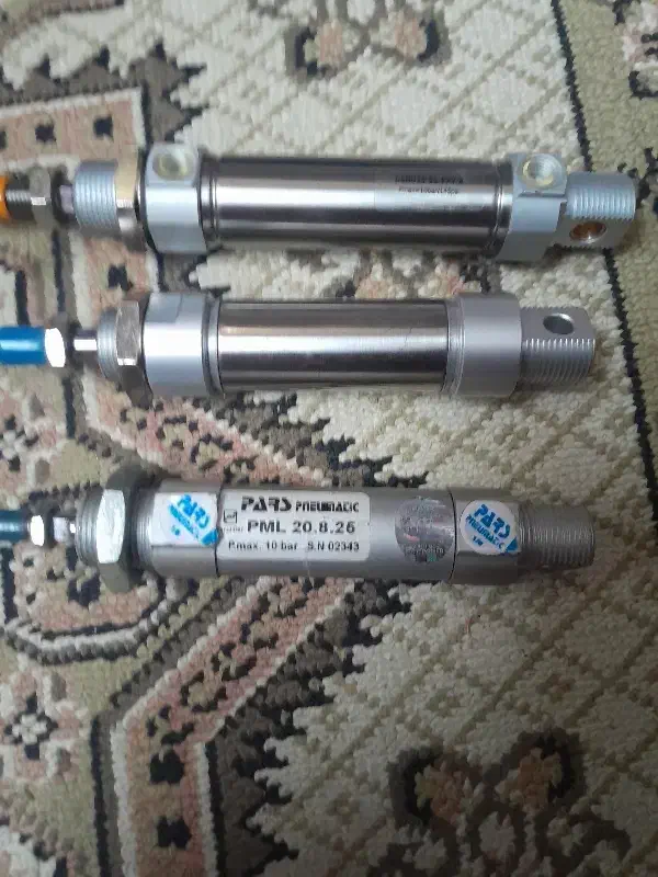 جک پنوماتیک قلمی ۳عدد|ابزارآلات|کوچصفهان, |دیوار