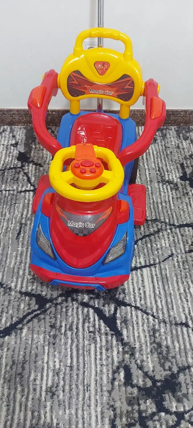 ماشین دسته داره مارک مجیک کار اصلا استفاده نشد|اسباب‌‌بازی|تهران, مسعودیه|دیوار