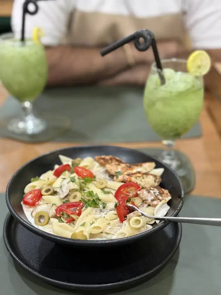 پرسنل فست فود (خانم)|استخدام خدمات فروشگاه و رستوران|رباط‌کریم, رباط‌کریم|دیوار