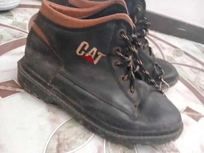 کفش نیم بوت|کیف، کفش، کمربند|پاکدشت, پاکدشت (مامازند)|دیوار