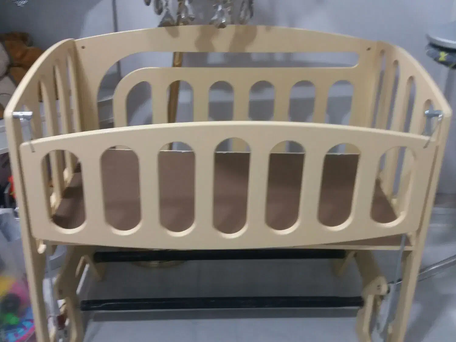 تخت کودک کنار سرویس خواب مادر|تخت و صندلی بچه|کرمانشاه, |دیوار