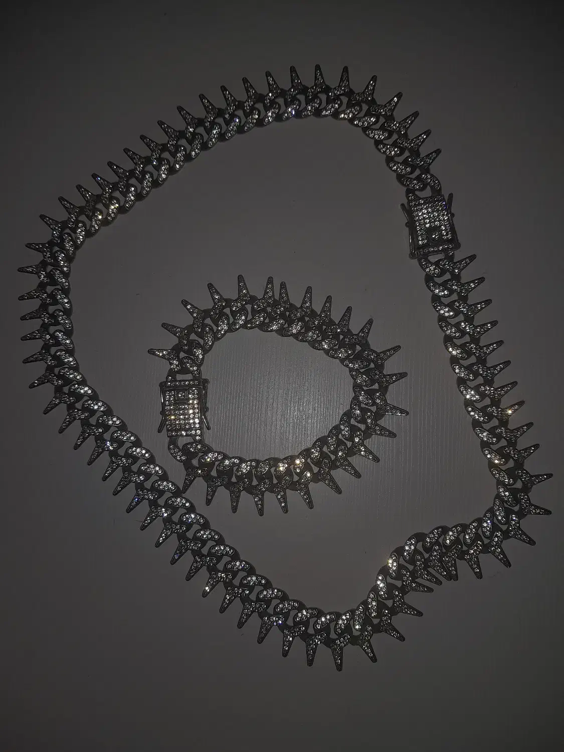 ست فول نگین رادیوم|جواهرات|کرج, ساسانی (قلمستان)|دیوار