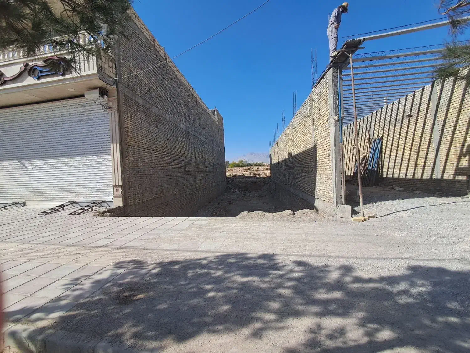 فروش زمین تجاری بهترین موقعیت مهریز دو کله بل ۷تیر|فروش زمین و ملک کلنگی|مهریز, |دیوار