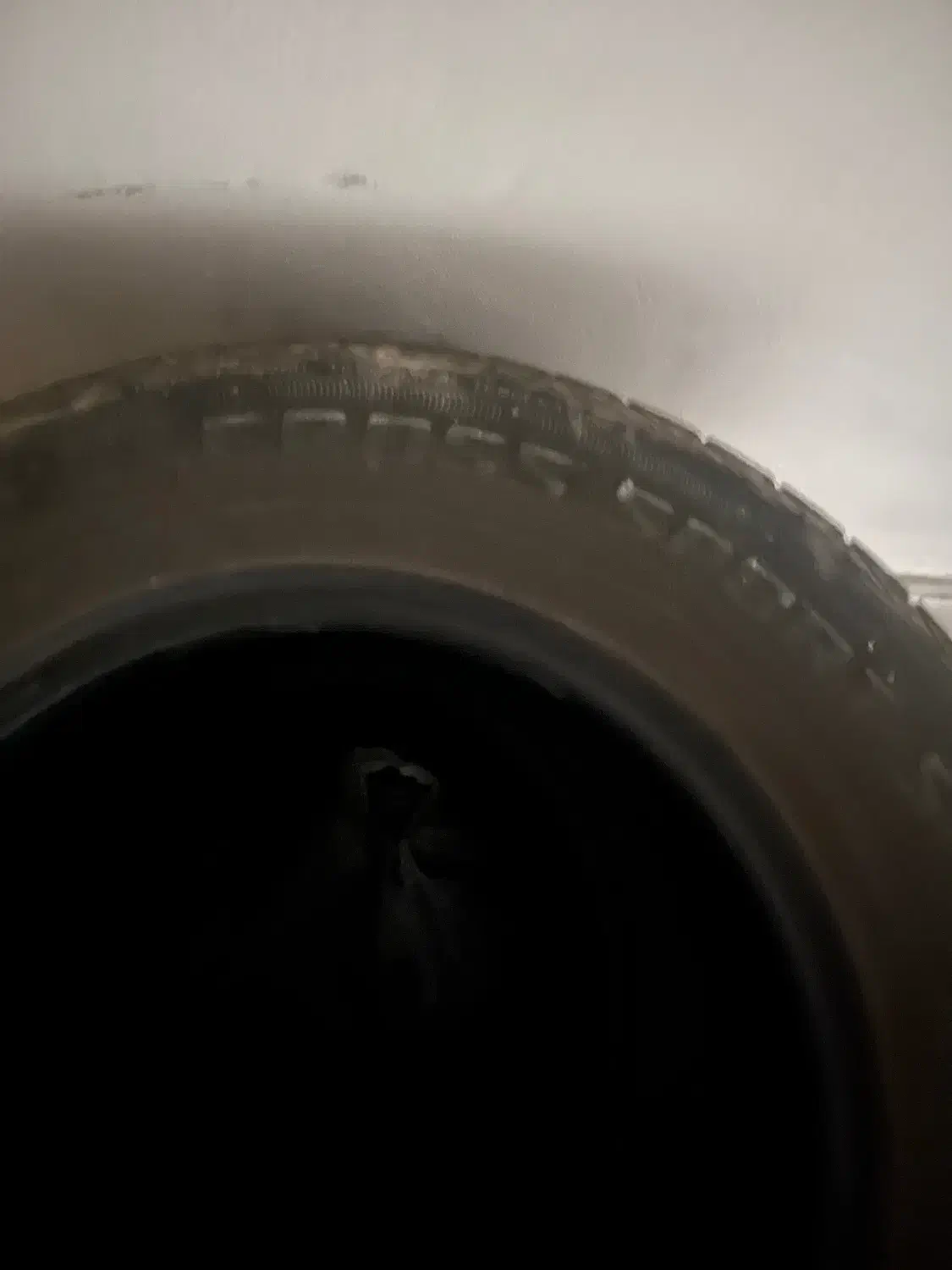 فروش لاستیک خارجی زیر قیمت|قطعات یدکی و لوازم جانبی|رشت, منظریه|دیوار