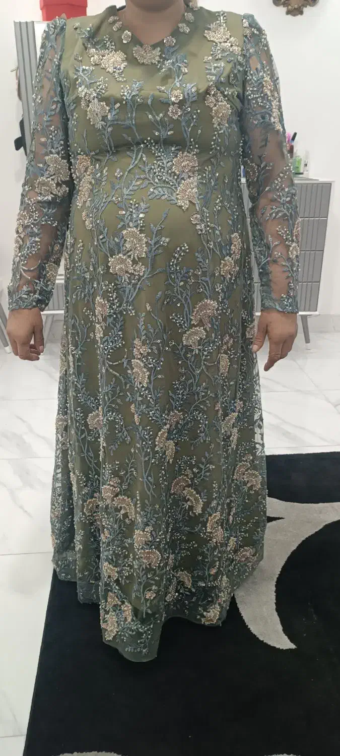 لباس مجلسی تمامن نگین و پولک|لباس|قم, امامزاده ابراهیم|دیوار