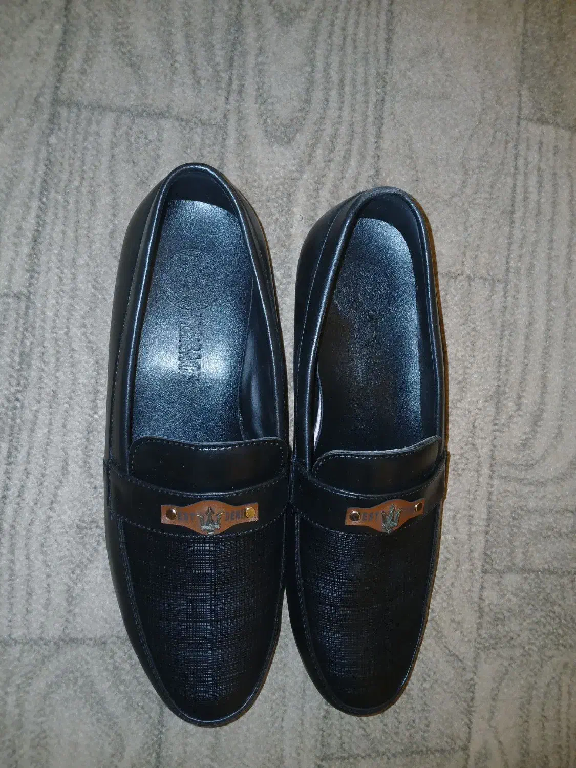 کالج|کیف، کفش، کمربند|بروجرد, |دیوار